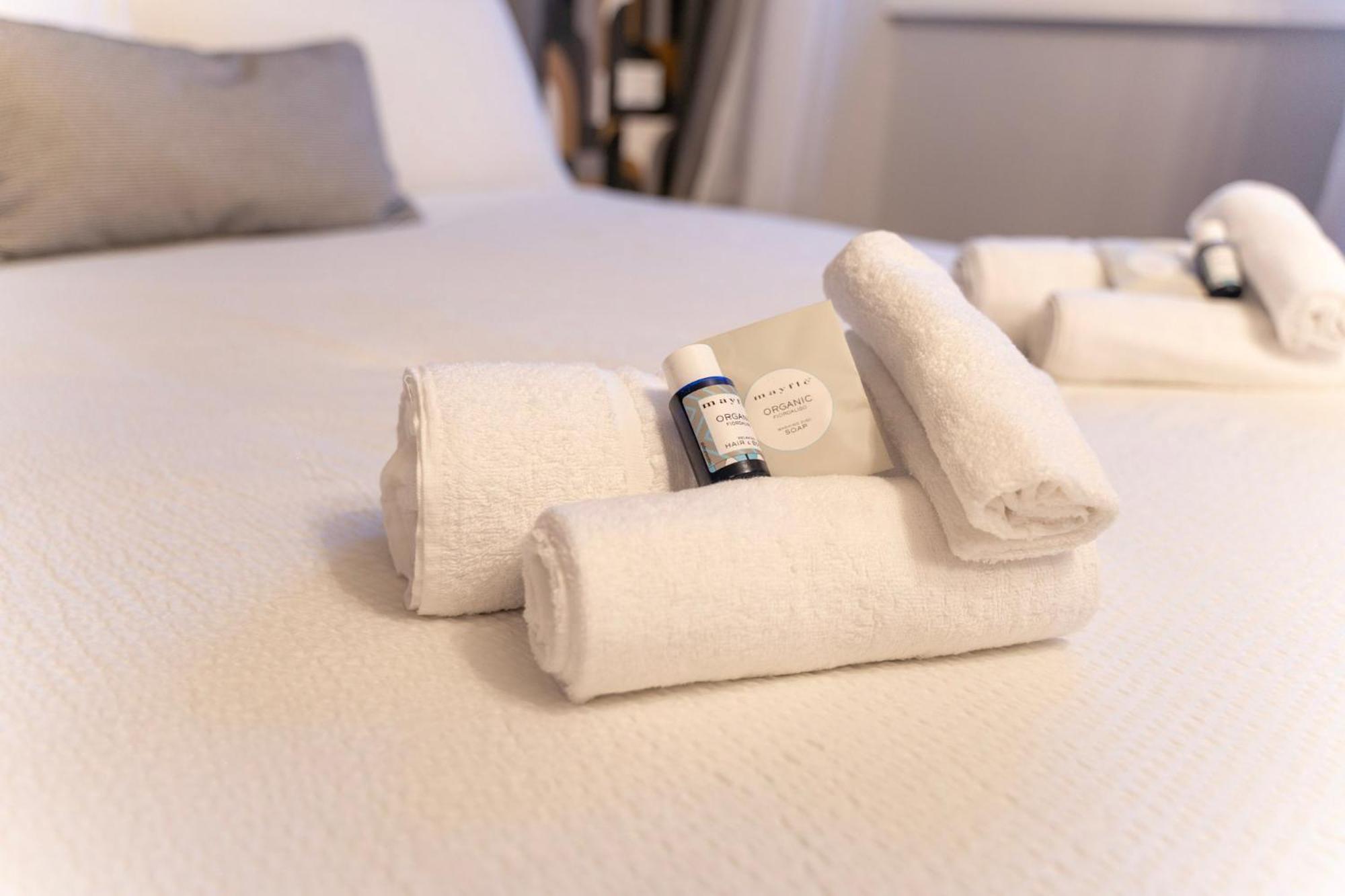Sofia Residence Stazione Триест Екстериор снимка