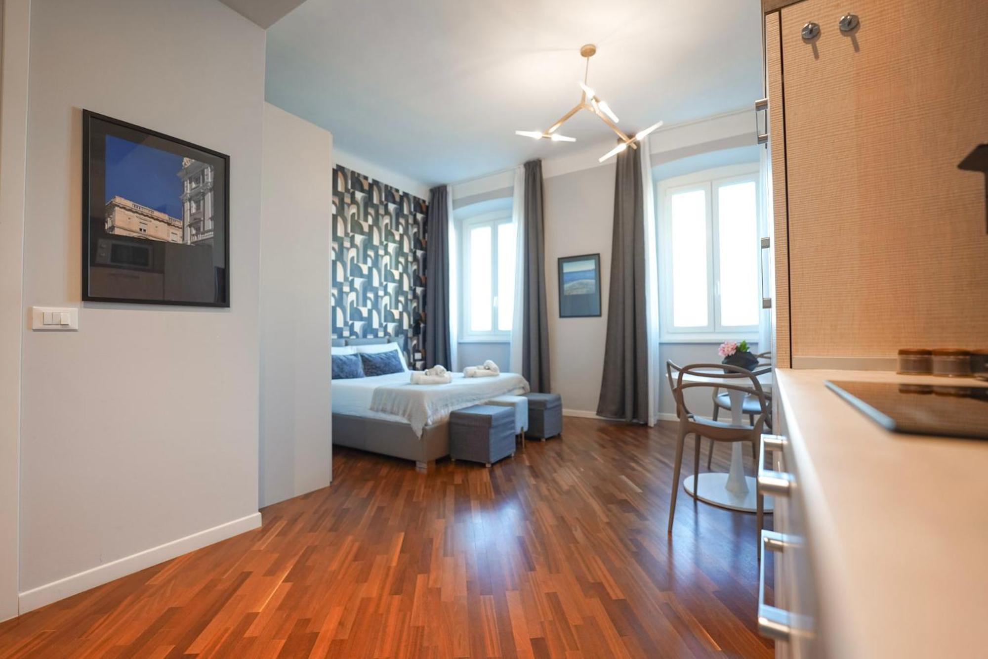 Sofia Residence Stazione Триест Екстериор снимка